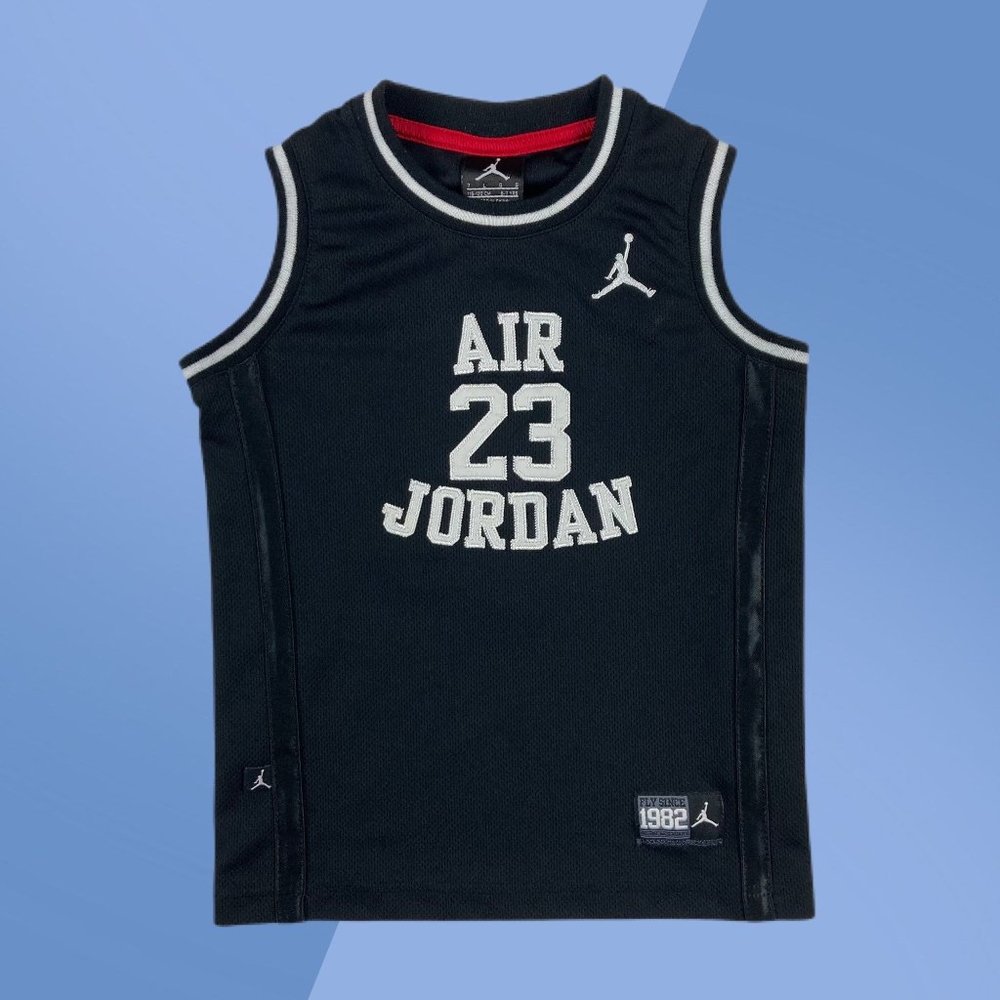 Nike Air Jordan #23 Black White Sleeveless Basketball Jersey Youth L